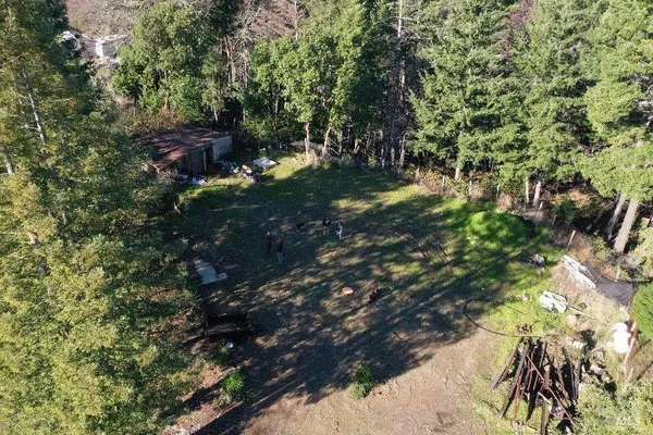 $299,000 | 2150-2250 Baywood Way, Willits, CA 95490