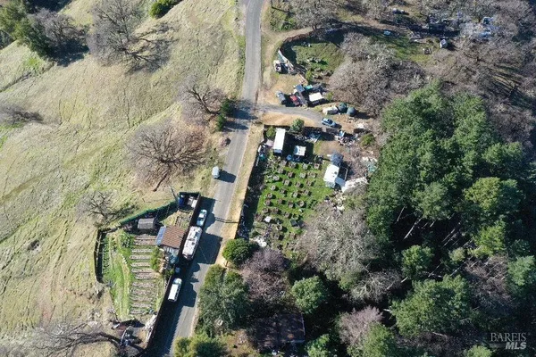 $299,000 | 2150-2250 Baywood Way, Willits, CA 95490