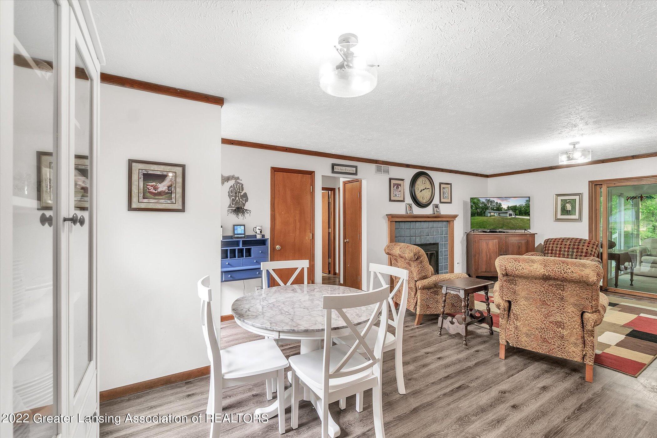 7828 Linton Road St. Johns, MI 48879 - Photo 19 of 60 20-7828-Linton-Rd-St-WindowStill-Real-Es