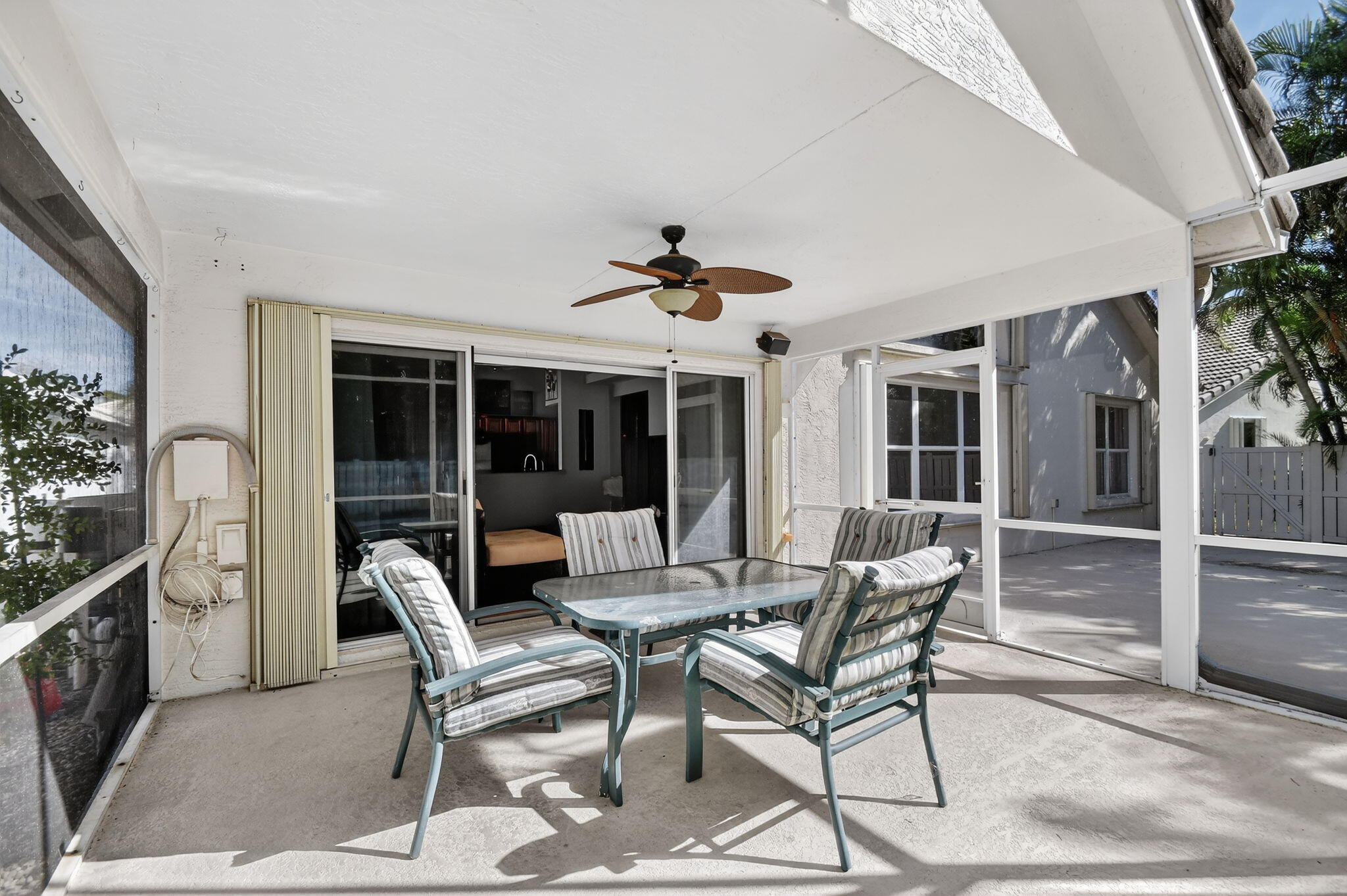 2725 Pointe Circle Greenacres, FL 33413 - Photo 38 of 68 26-web-or-mls-DSC_4915