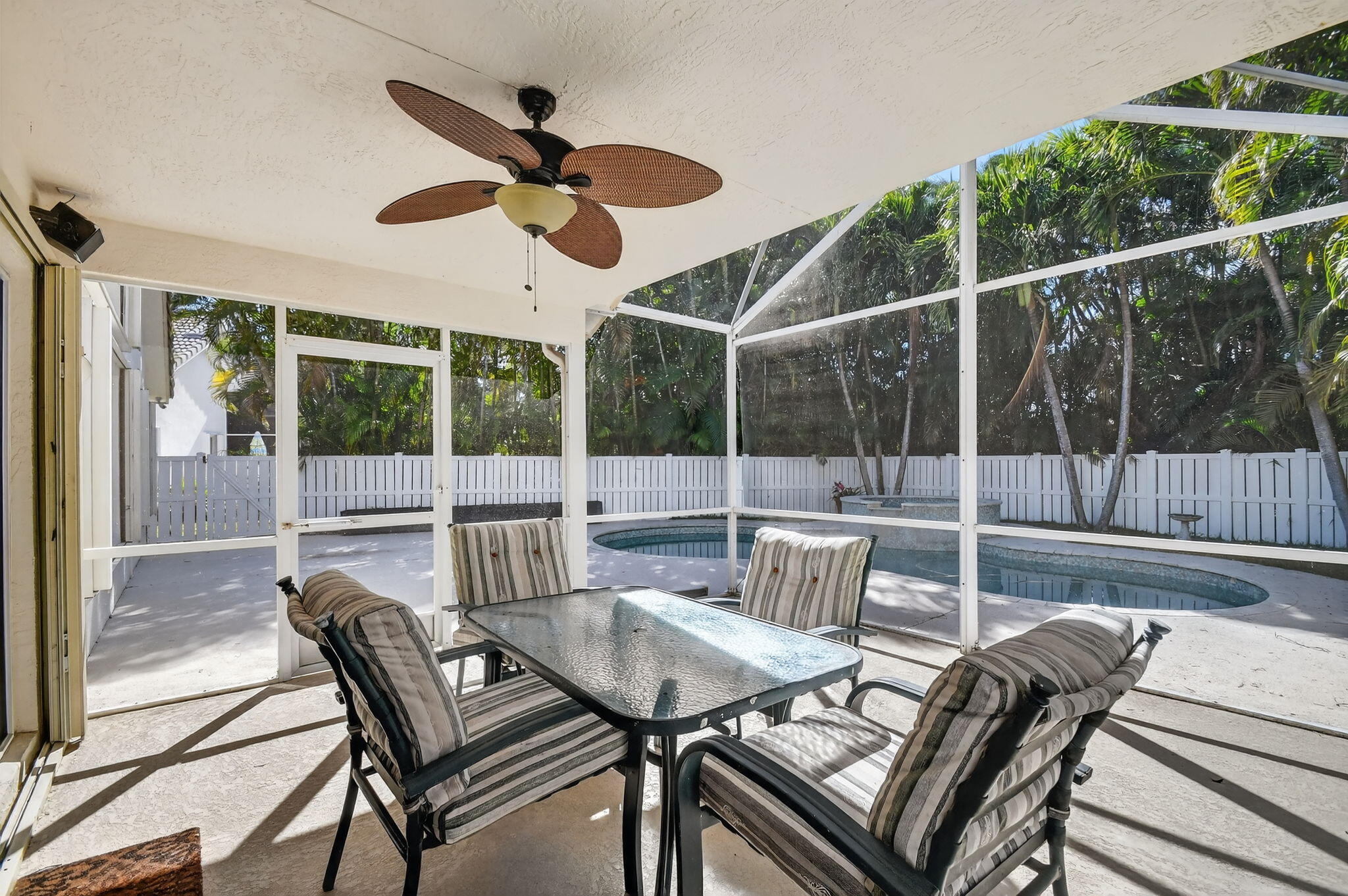 2725 Pointe Circle Greenacres, FL 33413 - Photo 39 of 68 27-web-or-mls-DSC_4920