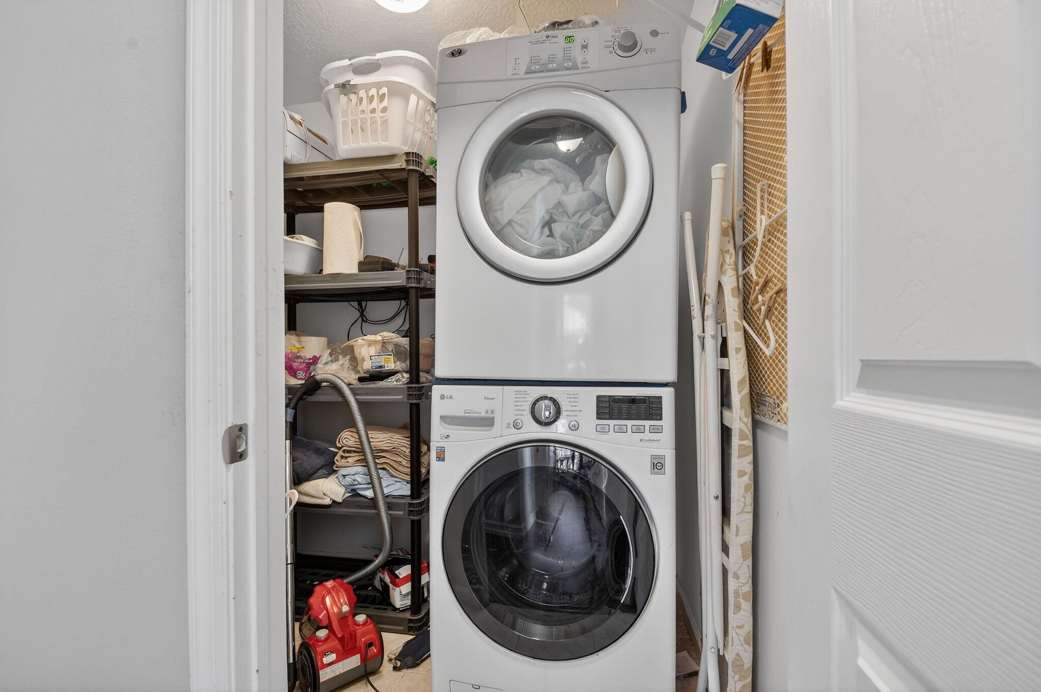 2725 Pointe Circle Greenacres, FL 33413 - Photo 49 of 68 46-web-or-mls-DSC_5015