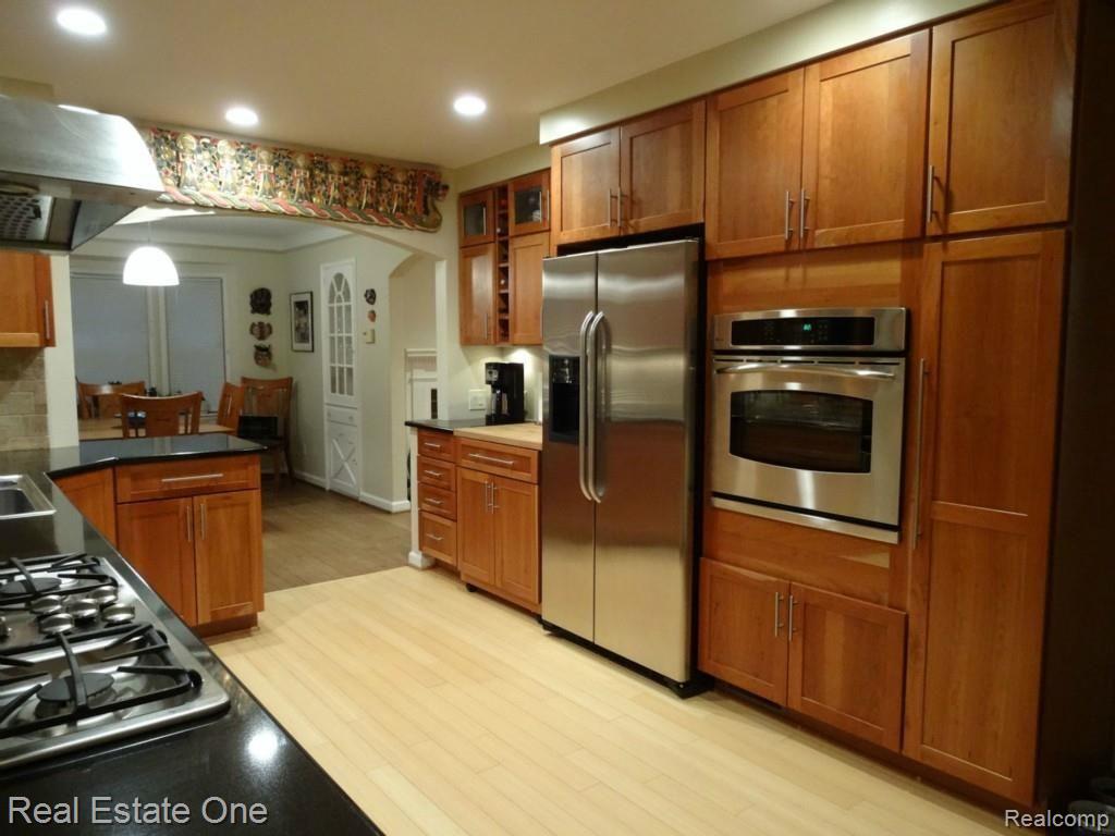 4039 Kenmore Road Berkley, MI 48072 - Photo 16 of 31 15 Kitchen - 3.jpg