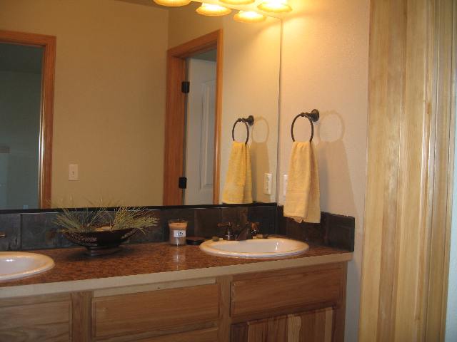 704 South Leta Road Spokane Valley, WA 99216 - Photo 6 of 9