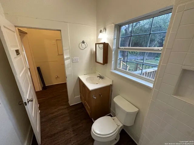 $1,325 | 315 Baltimore Avenue, San Antonio, TX 78215