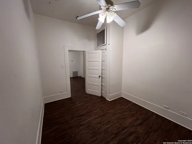 $1,325 | 315 Baltimore Avenue, San Antonio, TX 78215