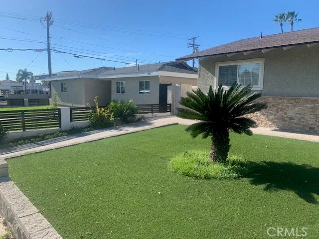 $1,995 | 11519 Balboa Boulevard, Granada Hills, CA 91344
