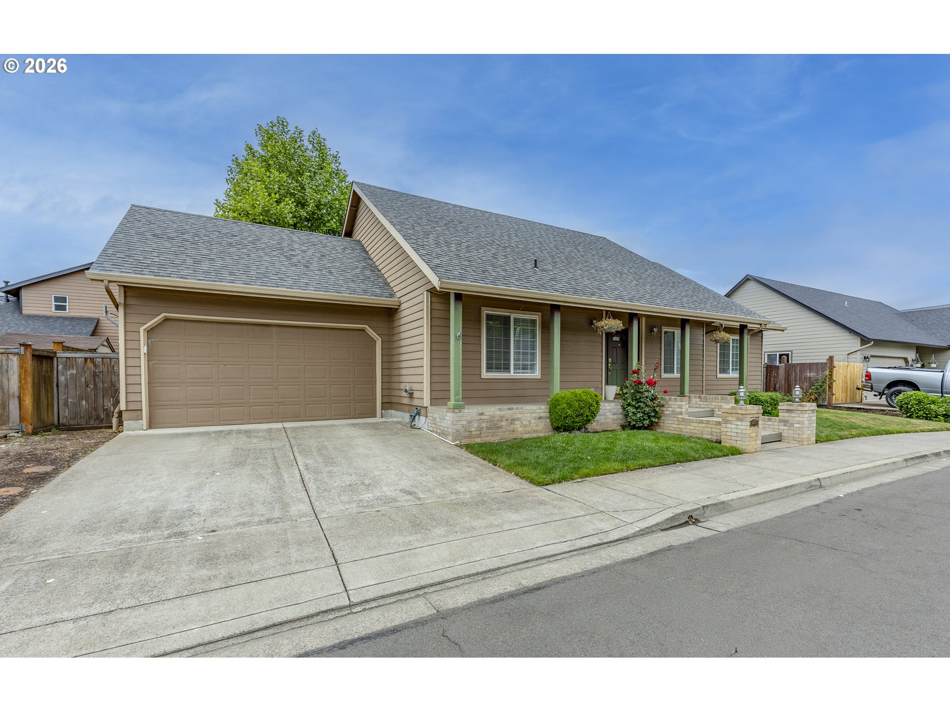 6876 Simeon Drive Springfield, OR 97478 - Photo 3 of 41