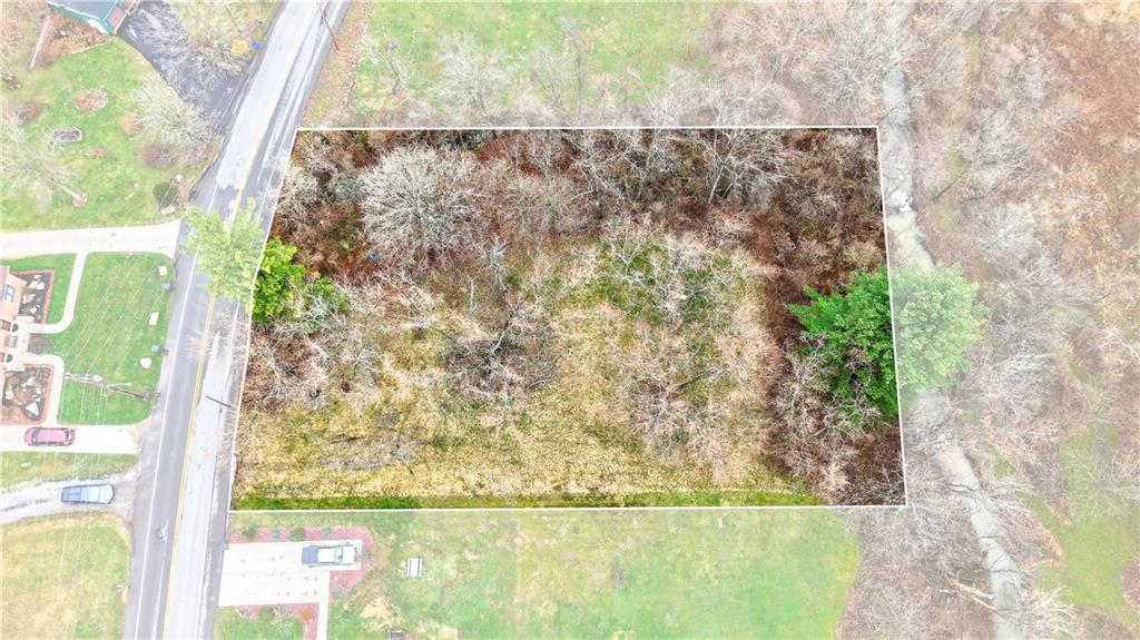 3056 Santiago Road Imperial, PA 15126 - Photo 3 of 26