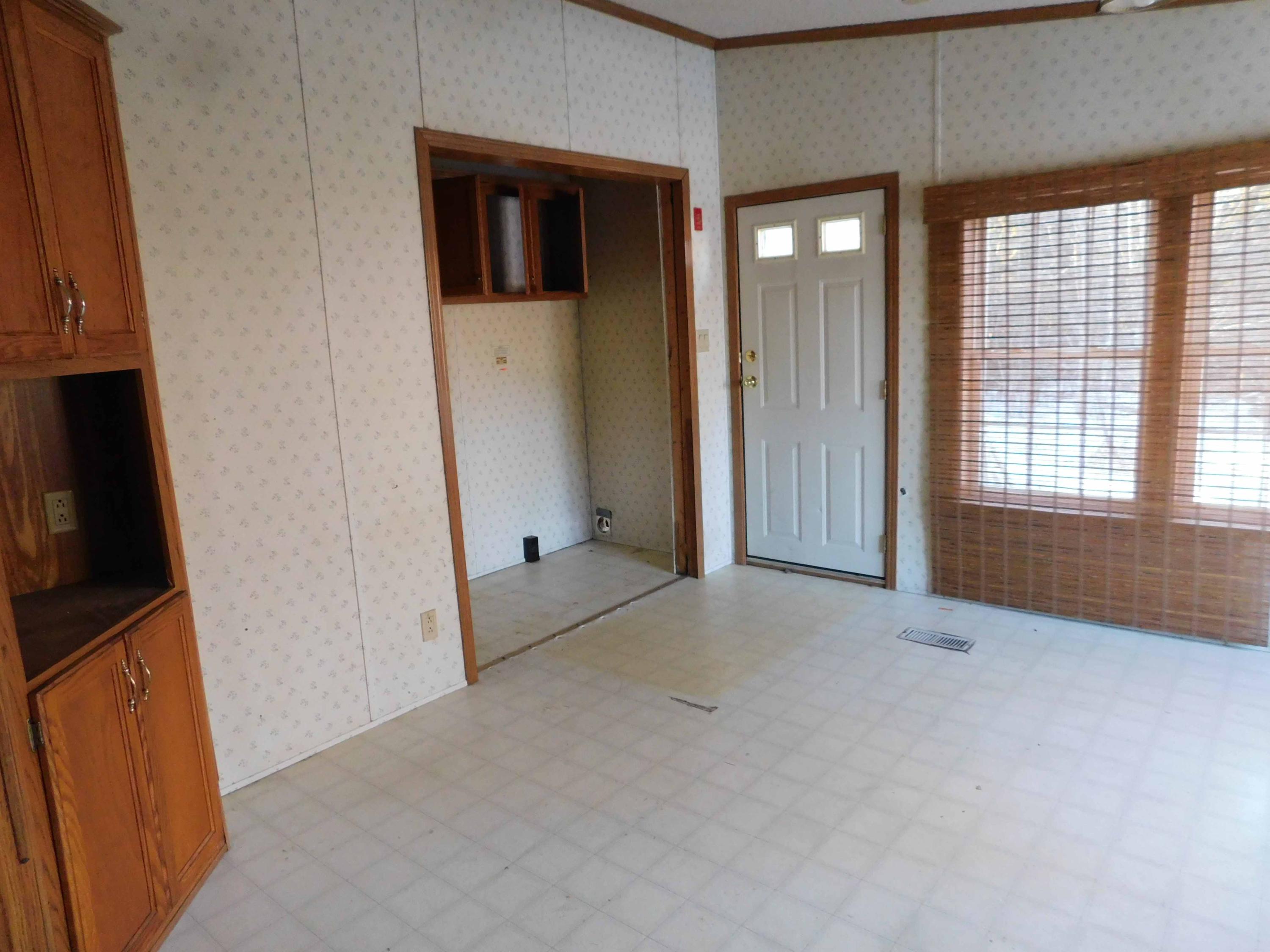 41 Getchell Road Clifton, ME 04428 - Photo 14 of 22 DSCN4128