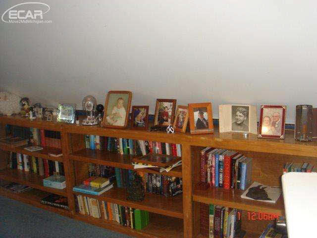 2376 South Oak Road Davison, MI 48423 - Photo 28 of 40 21205296-28.JPG