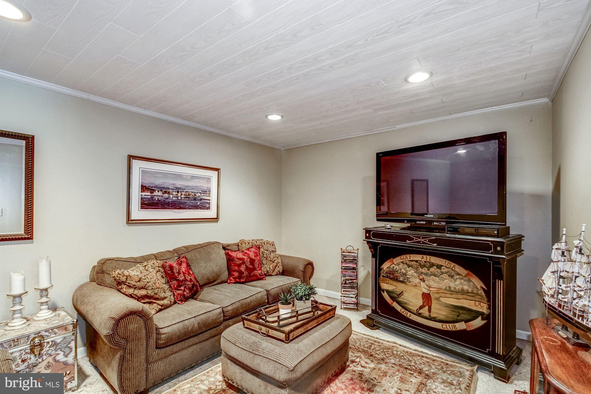 237 Pinehurst Road Wilmington, DE 19803 - Photo 4 of 32 Gallery Image 4