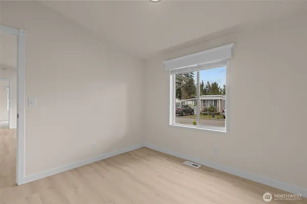 $220,000 | 31108 3rd Avenue, Unit 301, Black Diamond, WA 98010