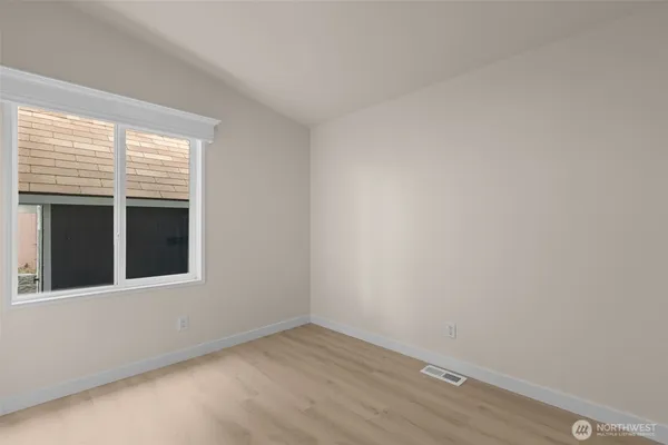 $220,000 | 31108 3rd Avenue, Unit 301, Black Diamond, WA 98010
