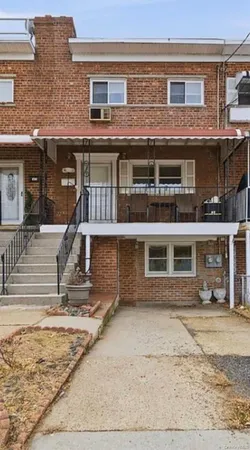 $2,000 | 4246 East Tremont Avenue, Unit 1 | Throgs Neck
