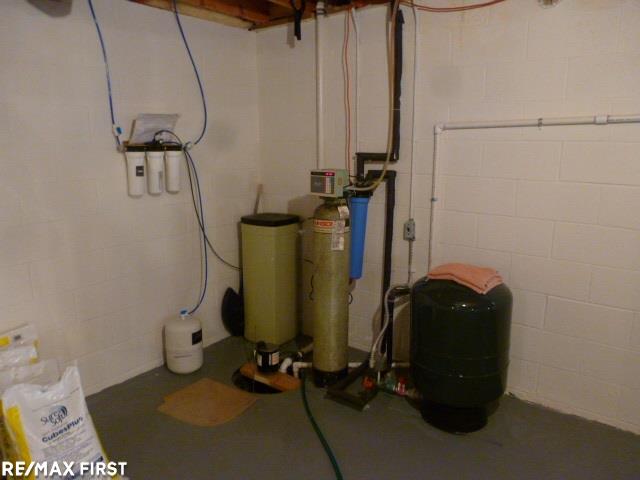 8852 Marr Road Almont, MI 48003 - Photo 25 of 29 31327479-24.JPG
