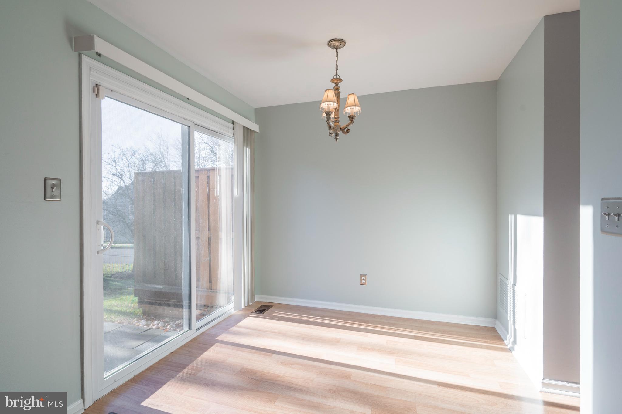904 Craftsman Road Jeffersonville, PA 19403 - Photo 15 of 30 Dining Area