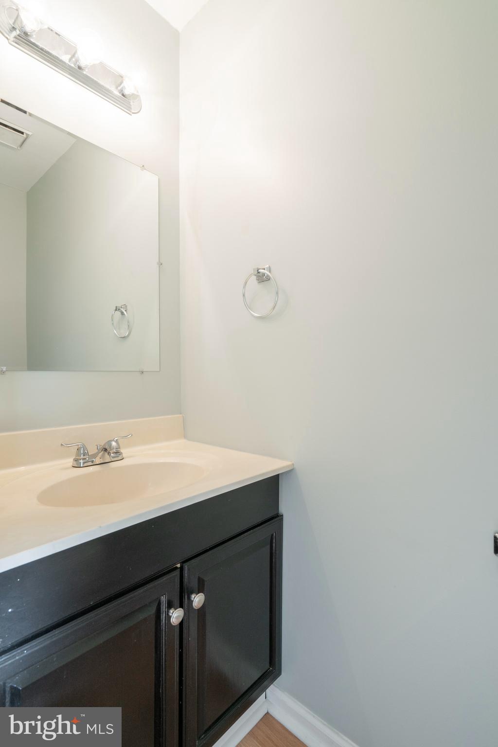904 Craftsman Road Jeffersonville, PA 19403 - Photo 7 of 30 First Floor Half Bath
