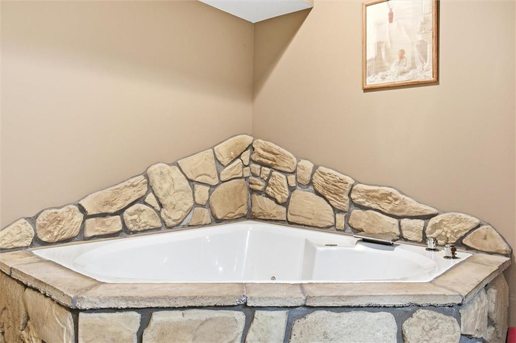 3776 Delaware Road Pomona, KS 66076 - Photo 25 of 52 Gallery Image 25