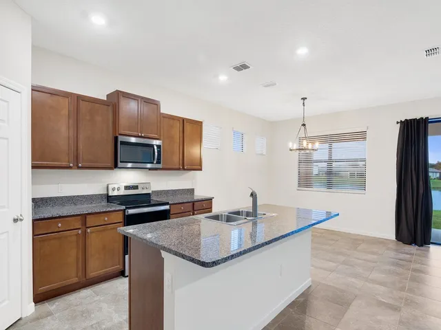 $2,850 | 6780 Canterbridge Drive, Vero Beach, FL 32967