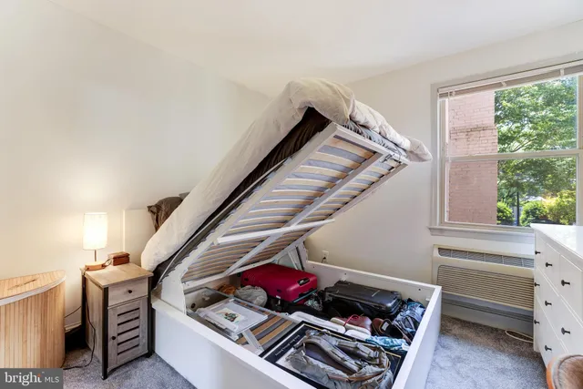 $1,950 | 1363 K Street Southeast, Unit 201, Washington, DC 20003