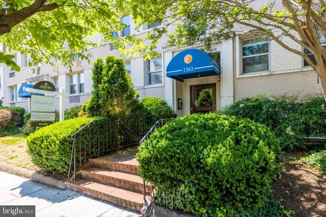 $1,950 | 1363 K Street Southeast, Unit 201, Washington, DC 20003