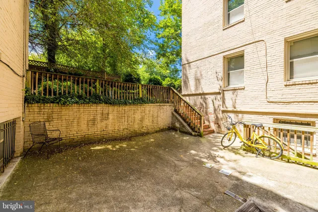 $1,950 | 1363 K Street Southeast, Unit 201, Washington, DC 20003