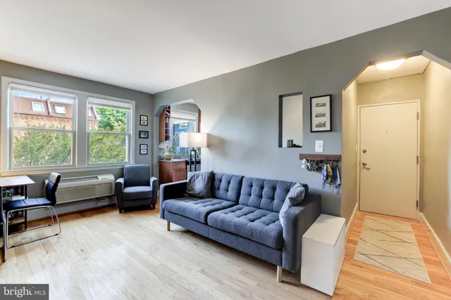 $1,950 | 1363 K Street Southeast, Unit 201, Washington, DC 20003