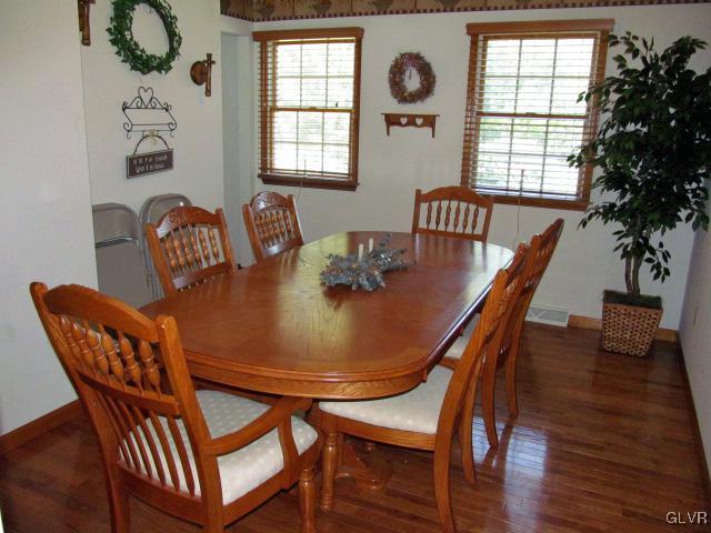 400 Heyer Mill Road Nazareth, PA 18064 - Photo 14 of 27 a dining room with furniture and window