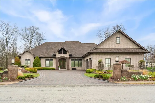 $795,000 | 529 Arden Drive, Monroeville, PA 15146