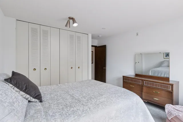 $125,000 | 4360 Brookside Court, Unit 310, Edina, MN 55436