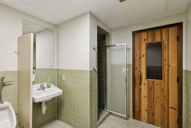 $125,000 | 4360 Brookside Court, Unit 310, Edina, MN 55436