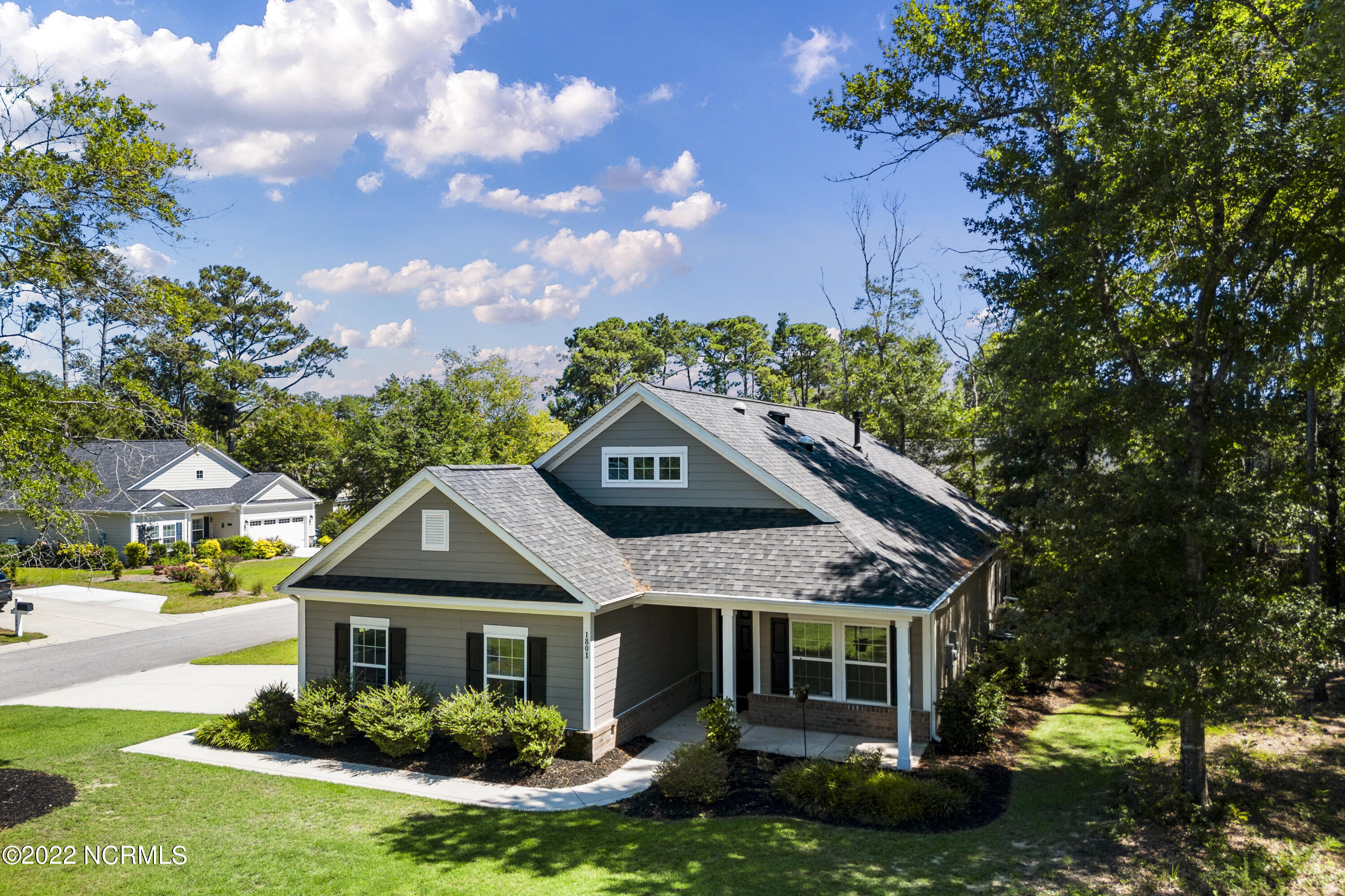 1801 Wildwood Court Southwest Ocean Isle Beach, NC 28469 - Photo 24 of 34 Exterior