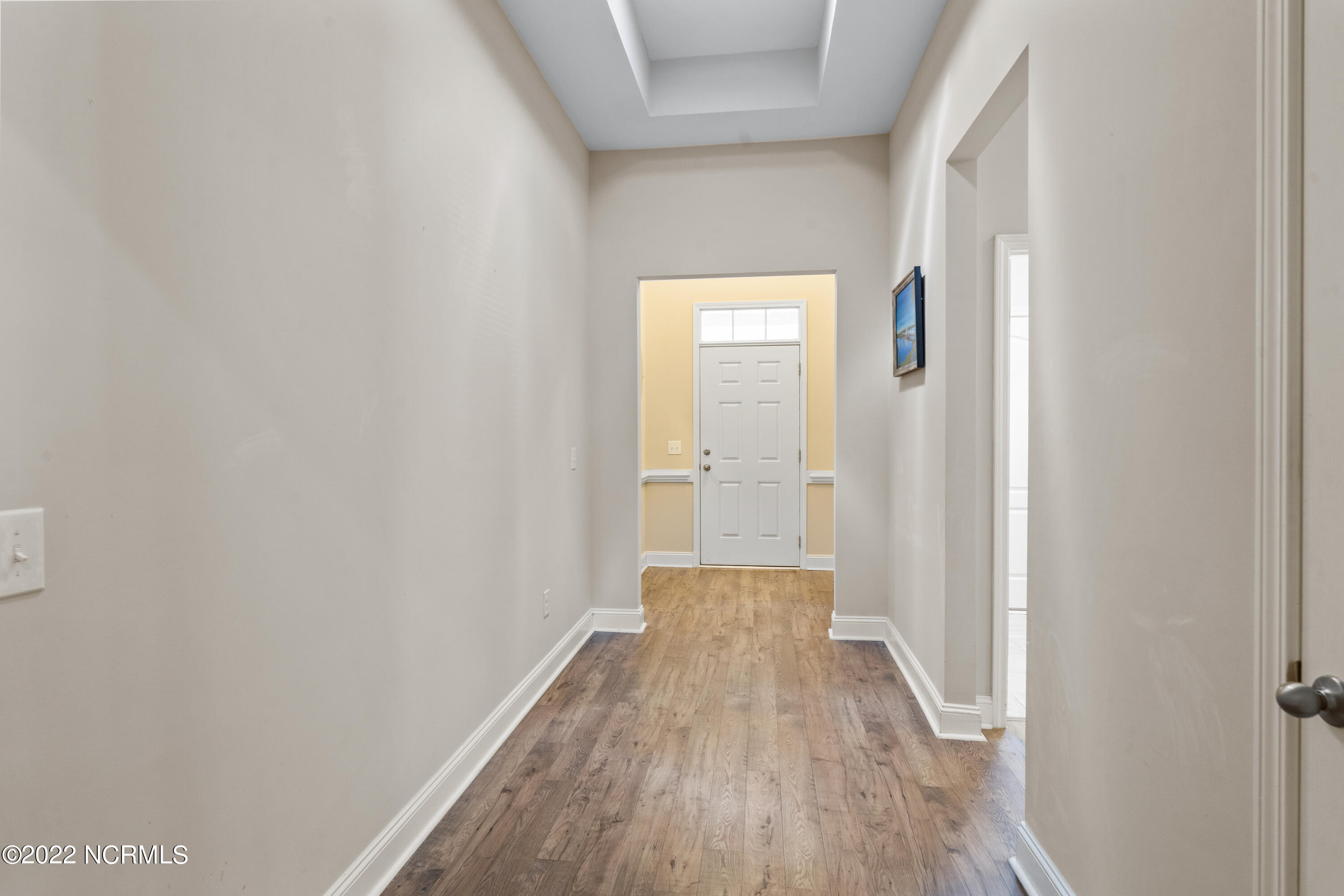 1801 Wildwood Court Southwest Ocean Isle Beach, NC 28469 - Photo 7 of 34 Entry Hallway