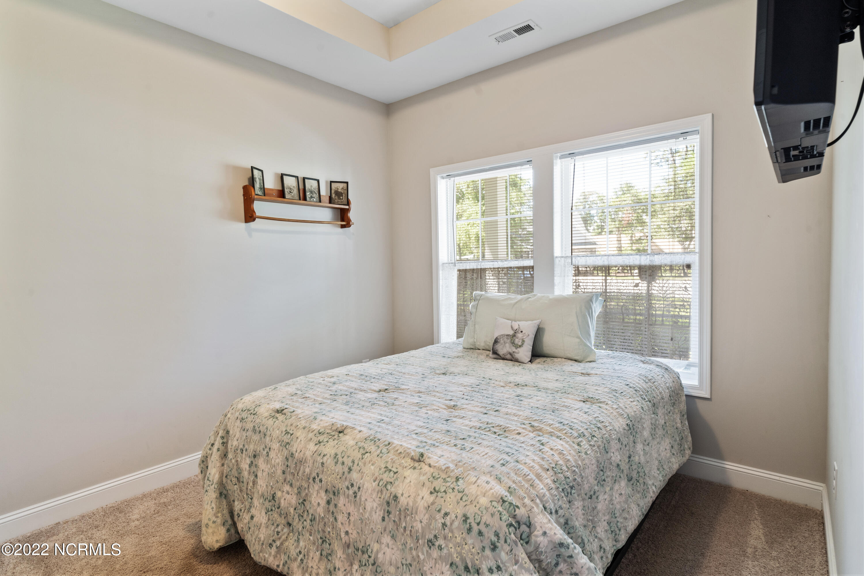 1801 Wildwood Court Southwest Ocean Isle Beach, NC 28469 - Photo 8 of 34 Guest Bedroom