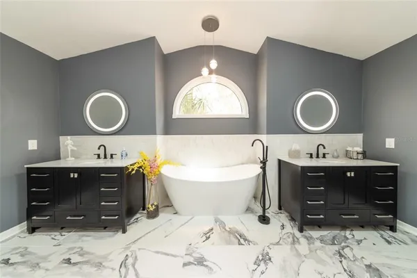 $590,000 | 2 Elder Drive, Palm Coast, FL 32164