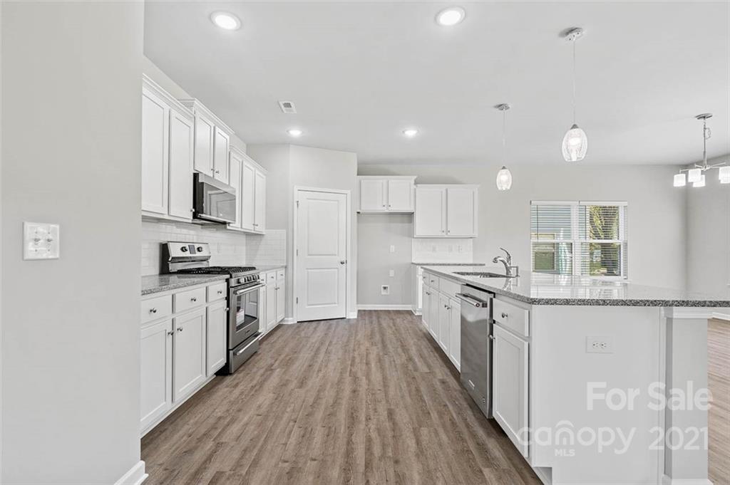 5917 Neck Road Huntersville, NC 28078 - Photo 4 of 21 Gallery Image 4