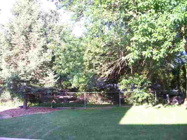 6702 North Post Oak Road Peoria, IL 61615 - Photo 7 of 7 Gallery Image 7
