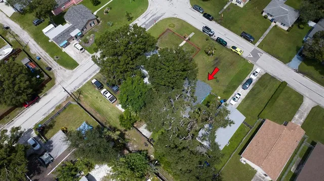 $250,000 | 4650 Emerson Avenue South, St. Petersburg, FL 33711
