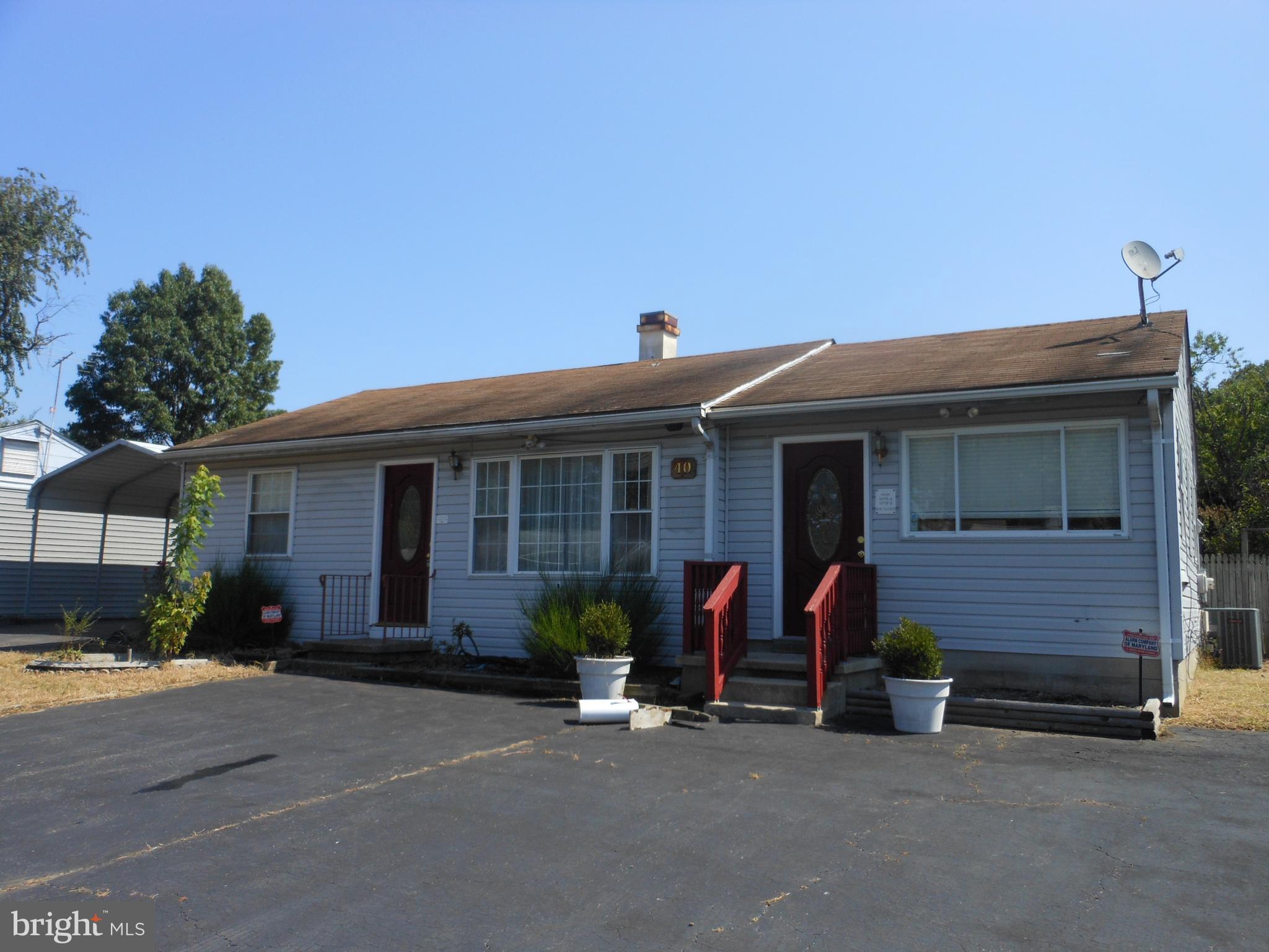 40 Oak Court Annapolis, MD 21401 - Photo 1 of 15 Welcome to 40 Oak Ct!!