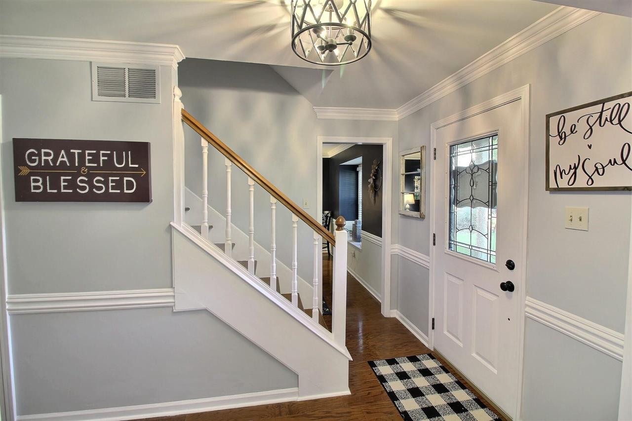 431 King Ridge Drive Collierville, TN 38017 - Photo 4 of 25 a view of entryway