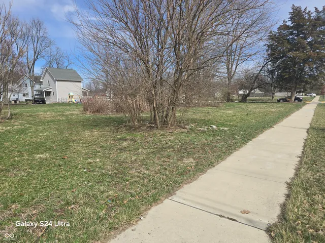 $31,500 | 1227-1229 1231 South 13th Half Street, Terre Haute, IN 47802