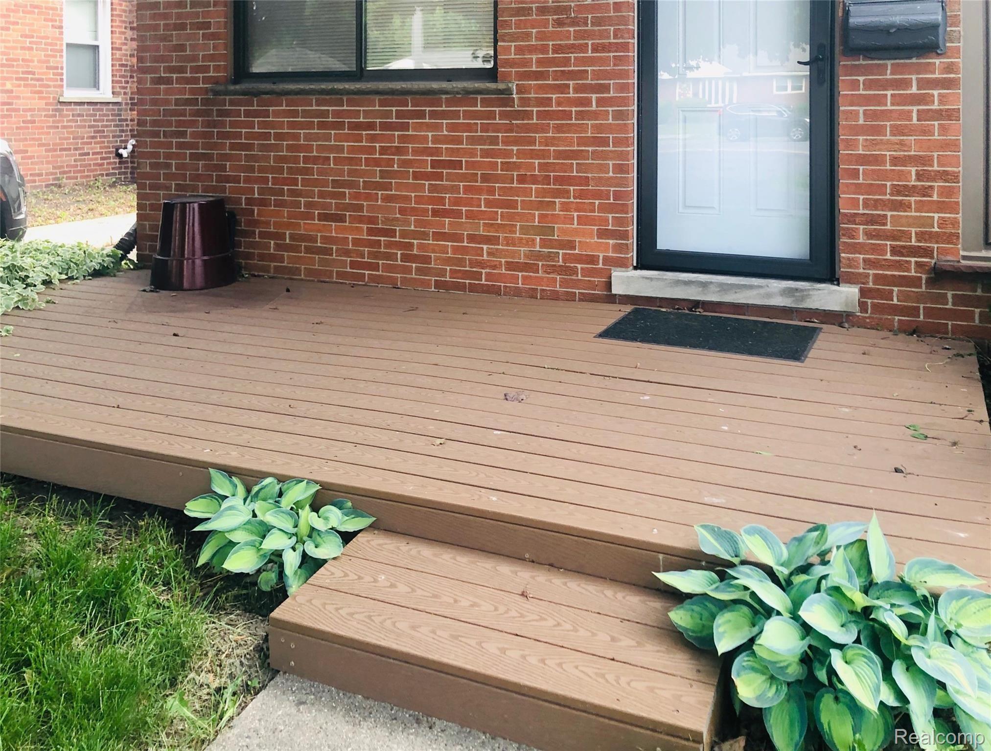 Large trex deck