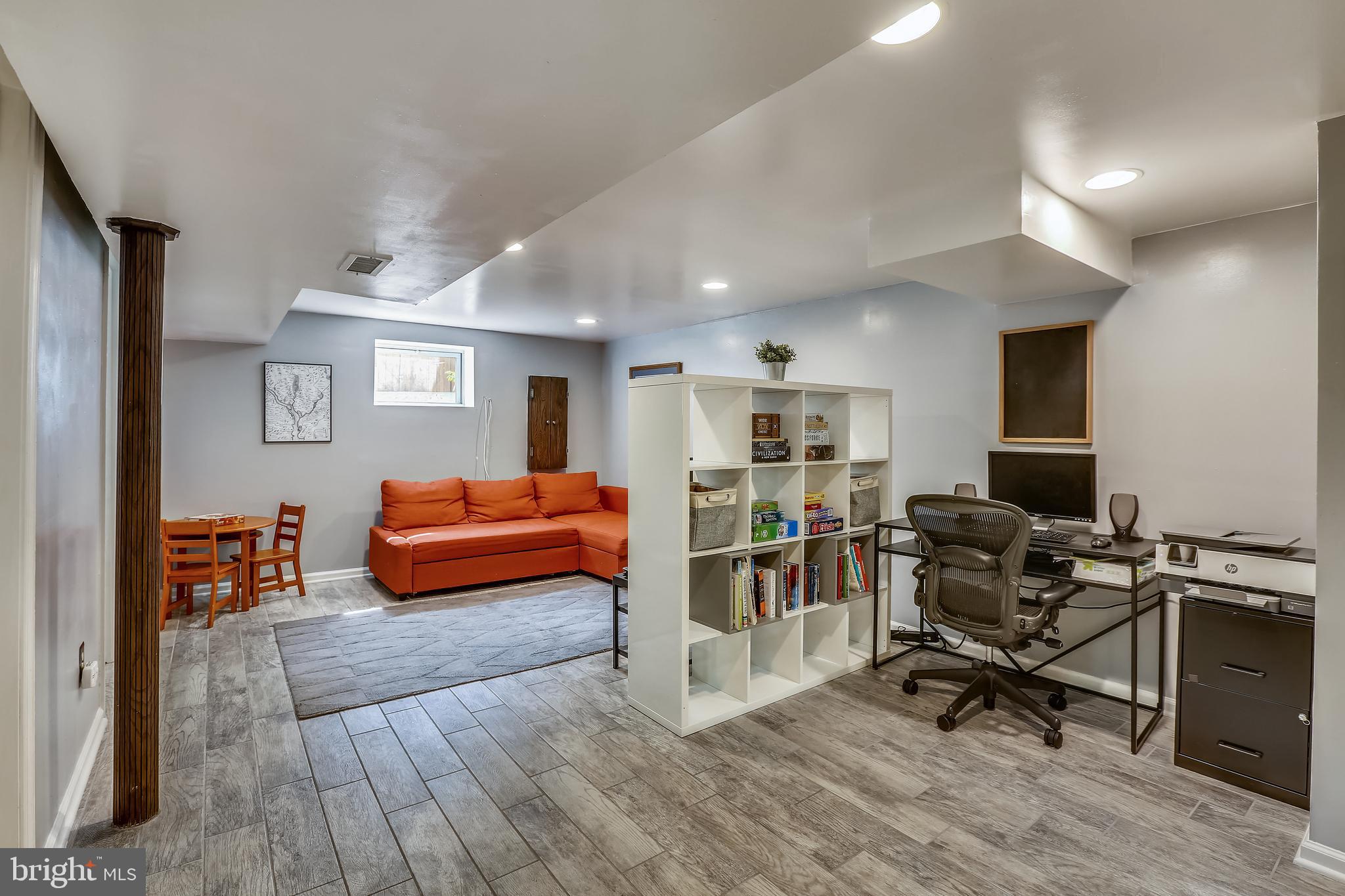 2908 Parker Avenue Silver Spring, MD 20902 - Photo 21 of 39 Large open family room option
