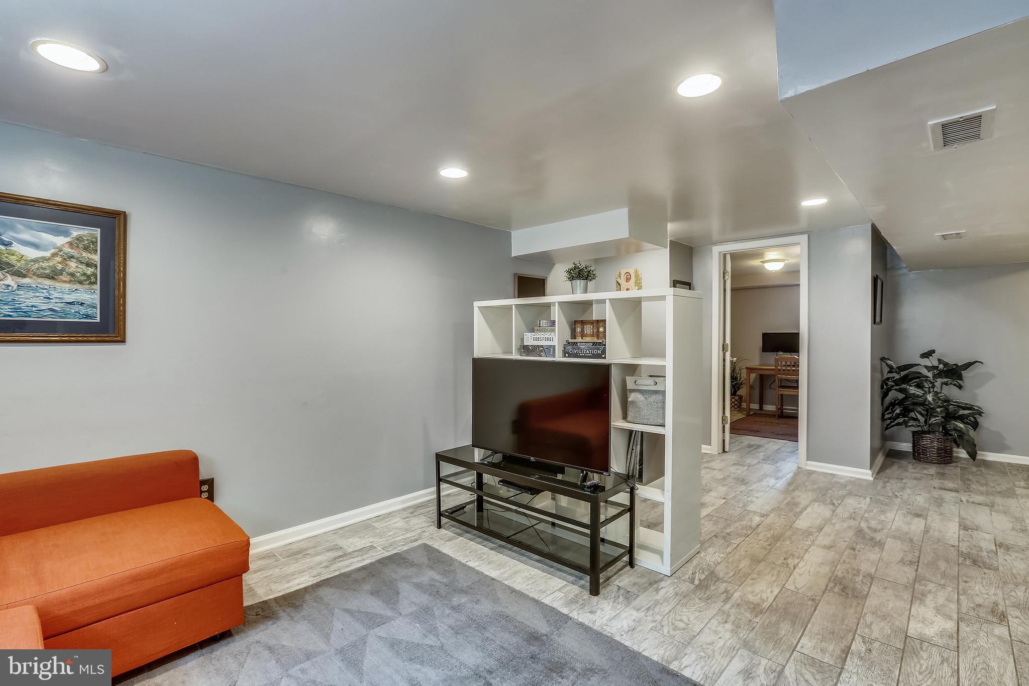 2908 Parker Avenue Silver Spring, MD 20902 - Photo 23 of 39 Glazed porcelain tile flooring