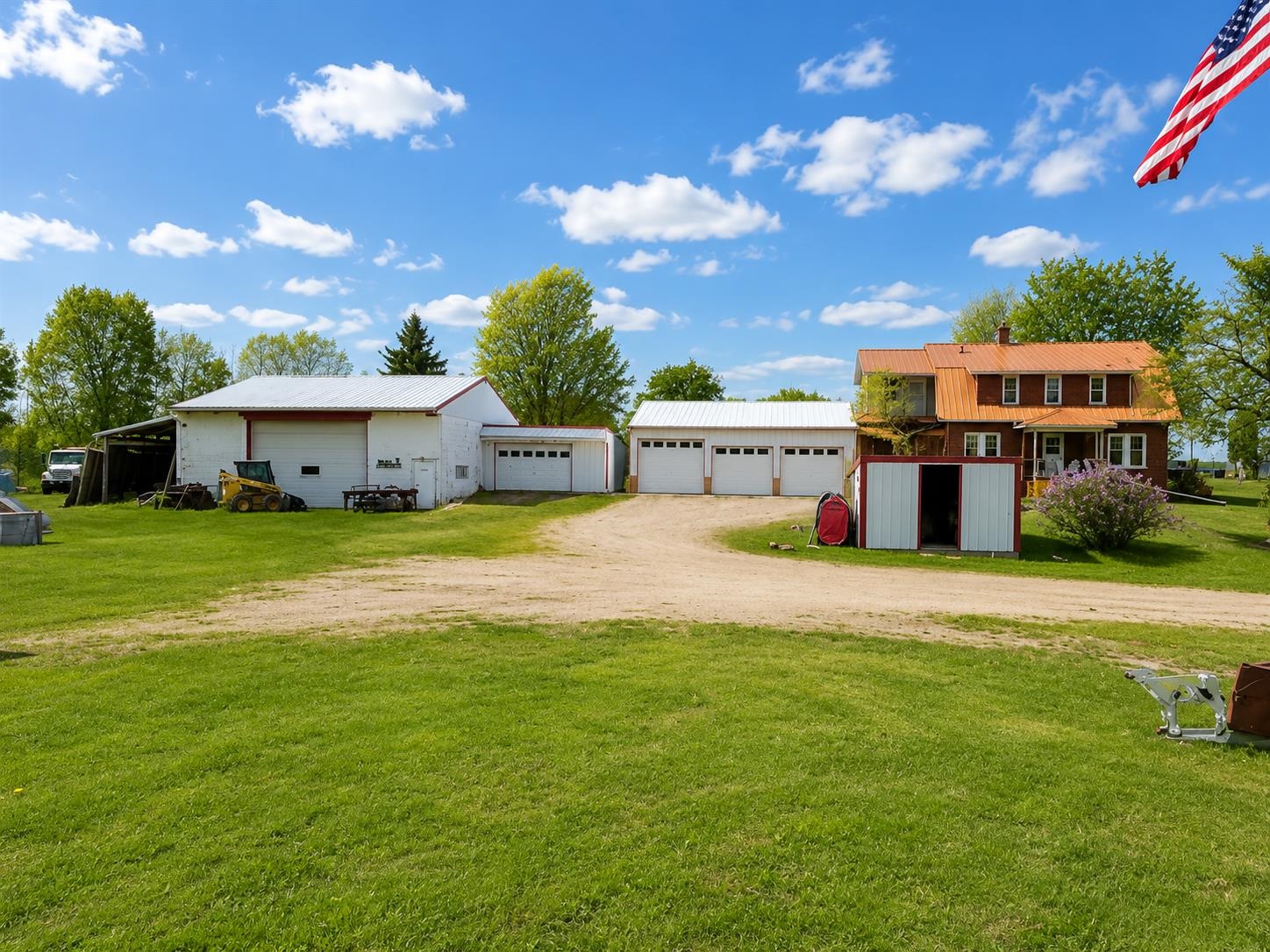 5182 Frontier Road Denmark, WI 54208 - Photo 3 of 15