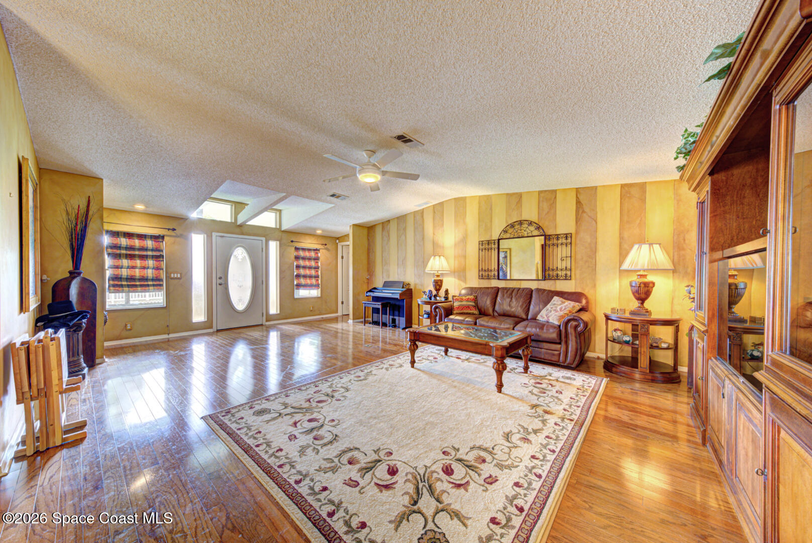 176 Woodsmill Boulevard, Unit 177 Cocoa, FL 32926 - Photo 28 of 63 26 living room
