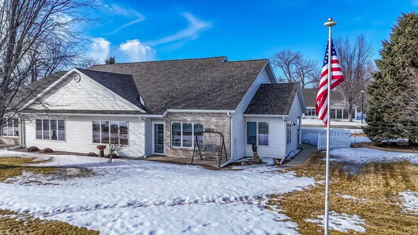 $565,000 | 1960 Long Bridge Road, Detroit Lakes, MN 56501