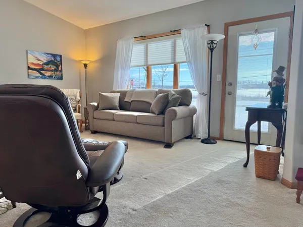 $565,000 | 1960 Long Bridge Road, Detroit Lakes, MN 56501