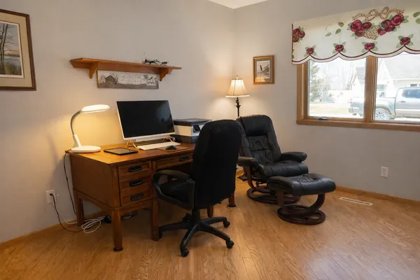 $565,000 | 1960 Long Bridge Road, Detroit Lakes, MN 56501